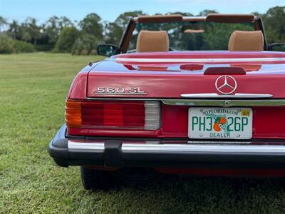 1987 Mercedes-Benz 560 SL   - Photo 19 - Boca Raton, FL 33432