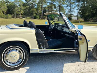 1971 Mercedes-Benz SL  280SL - Photo 17 - Boca Raton, FL 33432