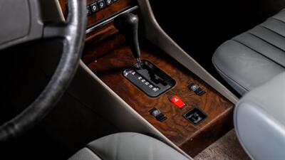1987 Mercedes-Benz 560 SL   - Photo 64 - Boca Raton, FL 33432