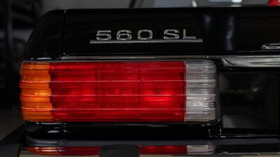 1987 Mercedes-Benz 560 SL   - Photo 43 - Boca Raton, FL 33432