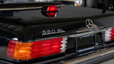1987 Mercedes-Benz 560 SL   - Photo 35 - Boca Raton, FL 33432