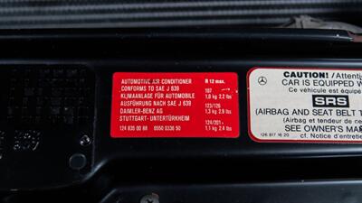 1987 Mercedes-Benz 560 SL   - Photo 95 - Boca Raton, FL 33432