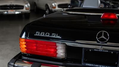 1987 Mercedes-Benz 560 SL   - Photo 47 - Boca Raton, FL 33432