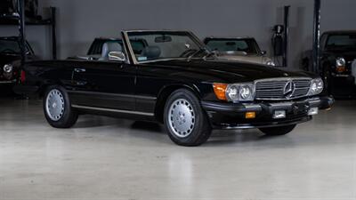 1987 Mercedes-Benz 560 SL   - Photo 1 - Boca Raton, FL 33432