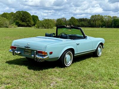 1970 Mercedes Benz 280SL SL   - Photo 9 - Boca Raton, FL 33432
