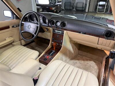 1989 Mercedes-Benz 560 SL   - Photo 27 - Boca Raton, FL 33432