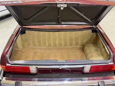 1988 Mercedes-Benz 560 SL   - Photo 23 - Boca Raton, FL 33432