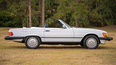 1987 Mercedes-Benz 560 SL   - Photo 3 - Boca Raton, FL 33432