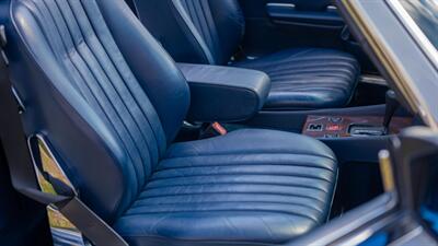 1987 Mercedes-Benz 560 SL   - Photo 30 - Boca Raton, FL 33432