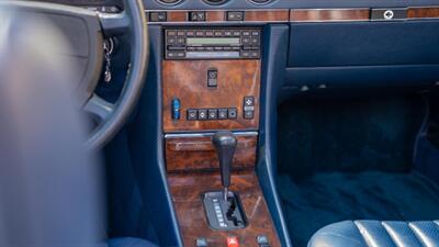 1987 Mercedes-Benz 560 SL   - Photo 23 - Boca Raton, FL 33432