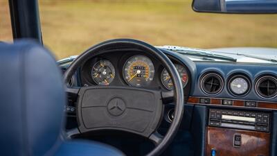 1987 Mercedes-Benz 560 SL   - Photo 26 - Boca Raton, FL 33432