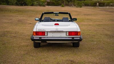 1987 Mercedes-Benz 560 SL   - Photo 12 - Boca Raton, FL 33432