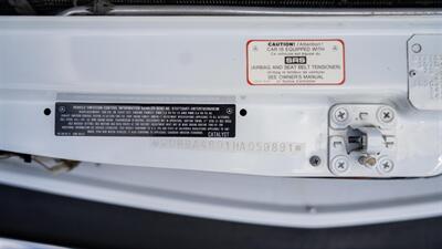 1987 Mercedes-Benz 560 SL   - Photo 38 - Boca Raton, FL 33432