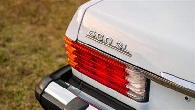 1987 Mercedes-Benz 560 SL   - Photo 15 - Boca Raton, FL 33432