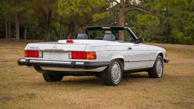 1987 Mercedes-Benz 560 SL   - Photo 16 - Boca Raton, FL 33432