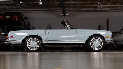 1970 Mercedes Benz 280SL SL   - Photo 5 - Boca Raton, FL 33432