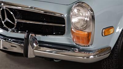1970 Mercedes Benz 280SL SL   - Photo 20 - Boca Raton, FL 33432