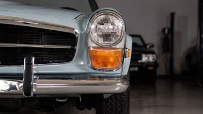 1970 Mercedes Benz 280SL SL   - Photo 16 - Boca Raton, FL 33432