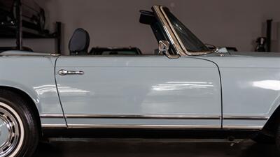 1970 Mercedes Benz 280SL SL   - Photo 42 - Boca Raton, FL 33432