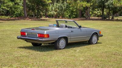 1988 Mercedes-Benz 560 SL   - Photo 14 - Boca Raton, FL 33432