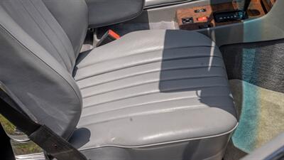 1988 Mercedes-Benz 560 SL   - Photo 29 - Boca Raton, FL 33432