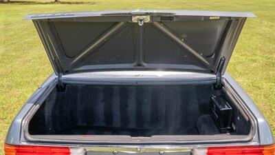 1988 Mercedes-Benz 560 SL   - Photo 31 - Boca Raton, FL 33432