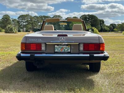 1988 Mercedes-Benz 560 SL   - Photo 10 - Boca Raton, FL 33432