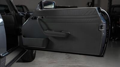 1988 Mercedes-Benz 560 SL   - Photo 53 - Boca Raton, FL 33432