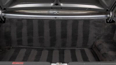 1988 Mercedes-Benz 560 SL   - Photo 70 - Boca Raton, FL 33432