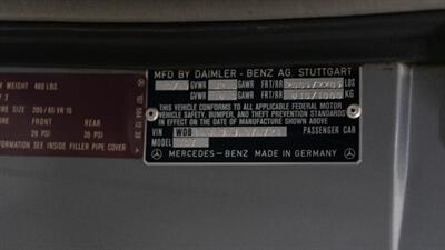 1988 Mercedes-Benz 560 SL   - Photo 38 - Boca Raton, FL 33432