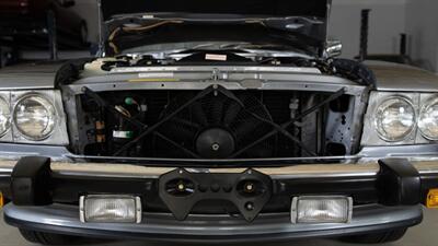 1988 Mercedes-Benz 560 SL   - Photo 55 - Boca Raton, FL 33432
