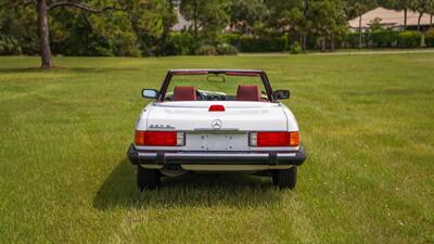 1987 Mercedes-Benz 560 SL   - Photo 9 - Boca Raton, FL 33432