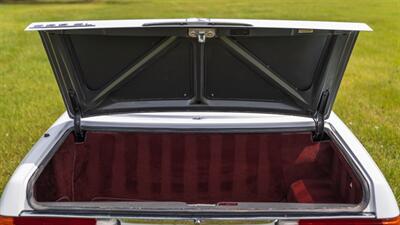 1987 Mercedes-Benz 560 SL   - Photo 22 - Boca Raton, FL 33432