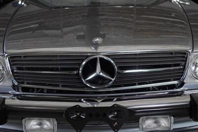 1988 Mercedes-Benz 560 SL   - Photo 15 - Boca Raton, FL 33432