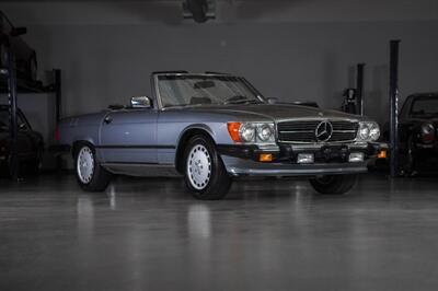 1988 Mercedes-Benz 560 SL   - Photo 2 - Boca Raton, FL 33432