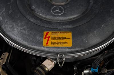 1988 Mercedes-Benz 560 SL   - Photo 86 - Boca Raton, FL 33432