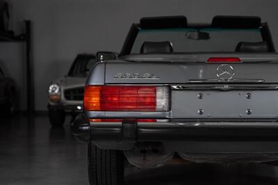 1988 Mercedes-Benz 560 SL   - Photo 33 - Boca Raton, FL 33432