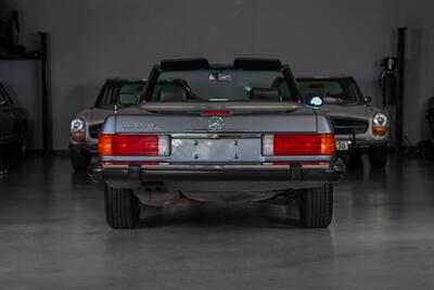 1988 Mercedes-Benz 560 SL   - Photo 31 - Boca Raton, FL 33432