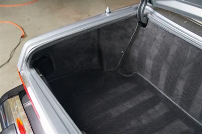 1988 Mercedes-Benz 560 SL   - Photo 68 - Boca Raton, FL 33432