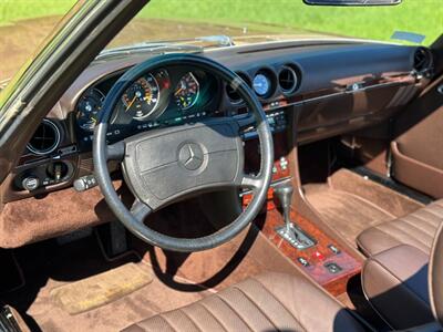 1988 Mercedes-Benz 560 SL   - Photo 19 - Boca Raton, FL 33432