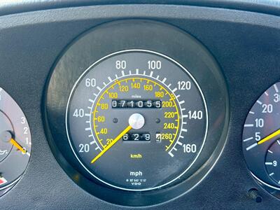 1989 Mercedes-Benz 560 SL   - Photo 21 - Boca Raton, FL 33432
