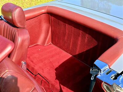 1989 Mercedes-Benz 560 SL   - Photo 15 - Boca Raton, FL 33432