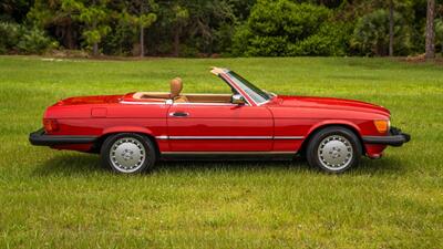 1988 Mercedes-Benz 560 SL   - Photo 14 - Boca Raton, FL 33432