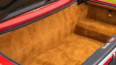 1988 Mercedes-Benz 560 SL   - Photo 32 - Boca Raton, FL 33432