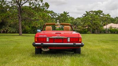 1988 Mercedes-Benz 560 SL   - Photo 11 - Boca Raton, FL 33432