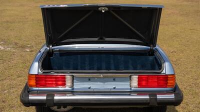 1989 Mercedes-Benz 560 SL   - Photo 26 - Boca Raton, FL 33432