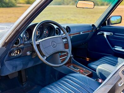 1989 Mercedes-Benz 560 SL   - Photo 15 - Boca Raton, FL 33432
