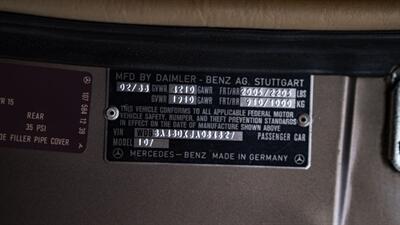 1988 Mercedes-Benz 560 SL   - Photo 34 - Boca Raton, FL 33432