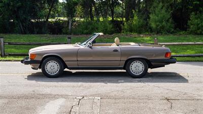 1988 Mercedes-Benz 560 SL   - Photo 7 - Boca Raton, FL 33432