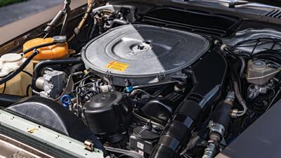 1988 Mercedes-Benz 560 SL   - Photo 33 - Boca Raton, FL 33432